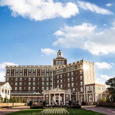 The Historic Cavalier Hotel And Beach Club Autograph Collection